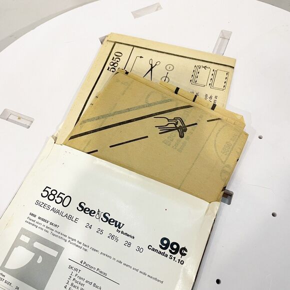 UNCUT New Vintage 70s See & Sew Butterick Sewing Pattern 5850‎ High waist Skirt - Picture 3 of 4